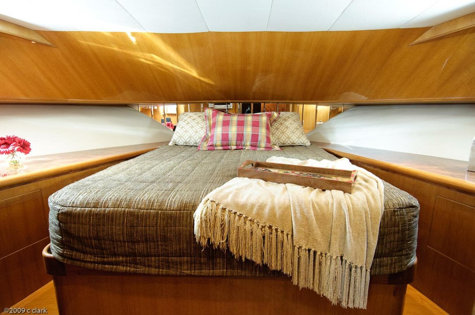 2005 Ocean Alexander — photo 13