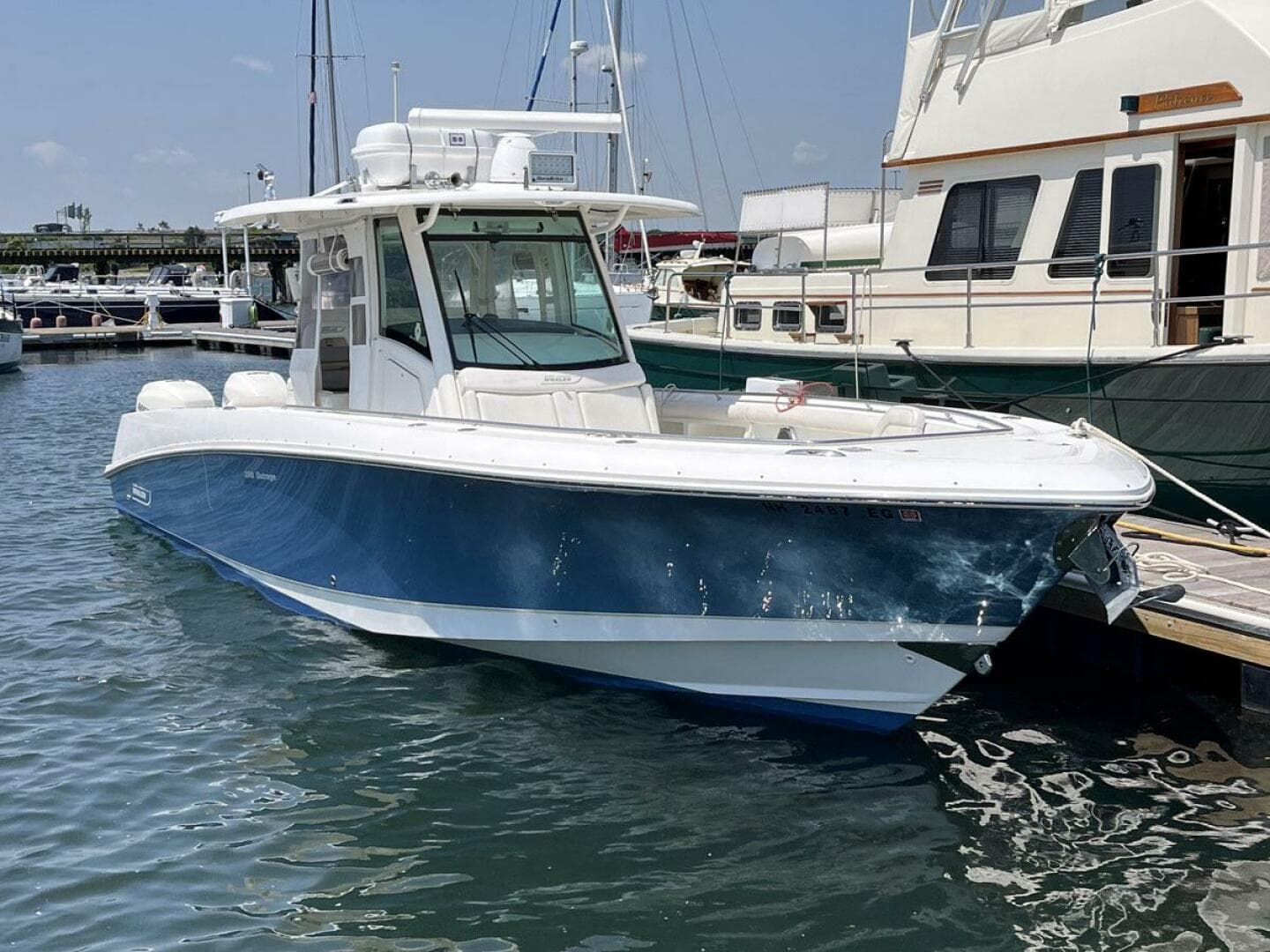 2015 Boston Whaler 350 Outrage — photo 1