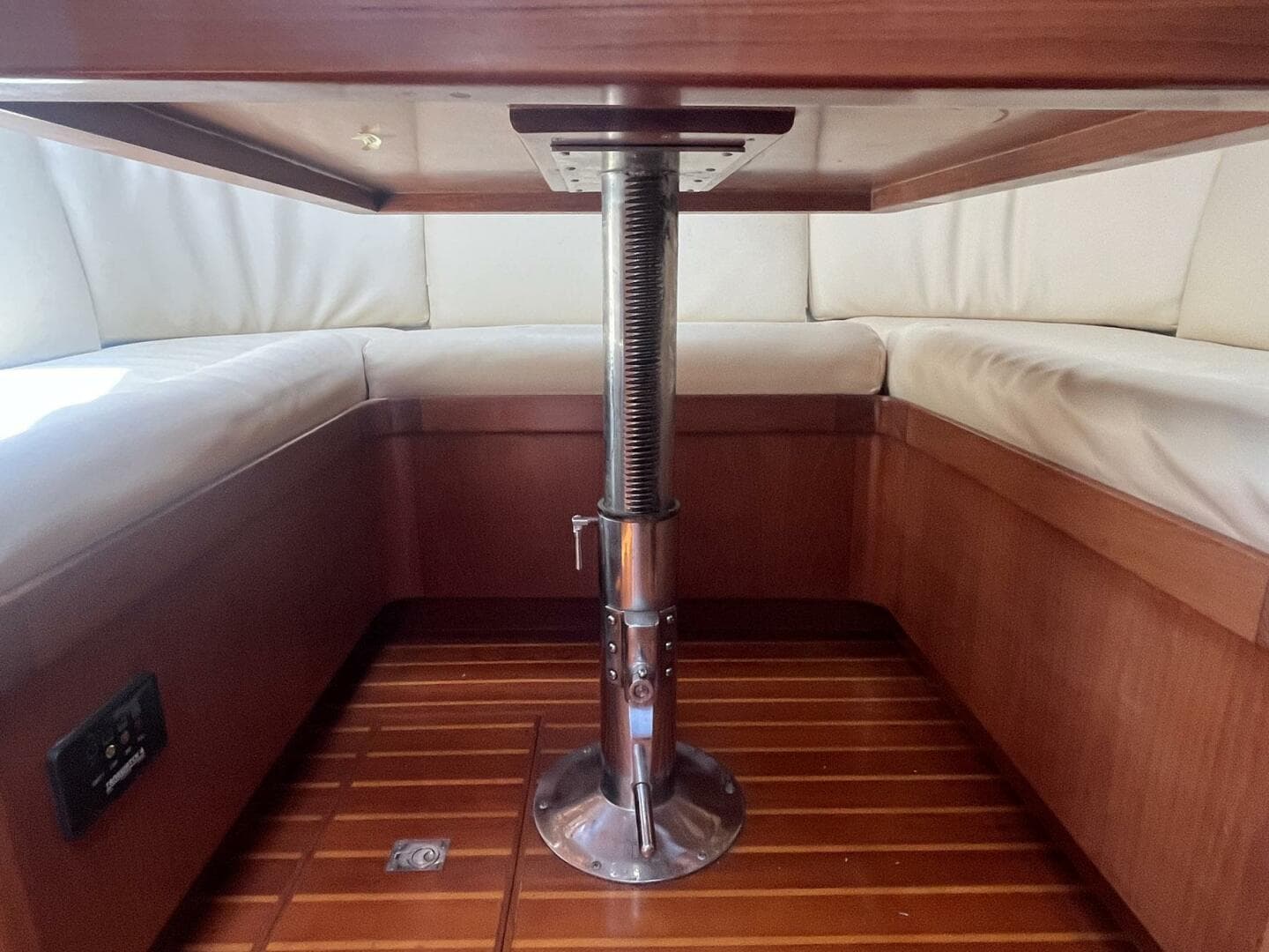 1987 Symbol 44 Sun Deck Mk II — photo 60