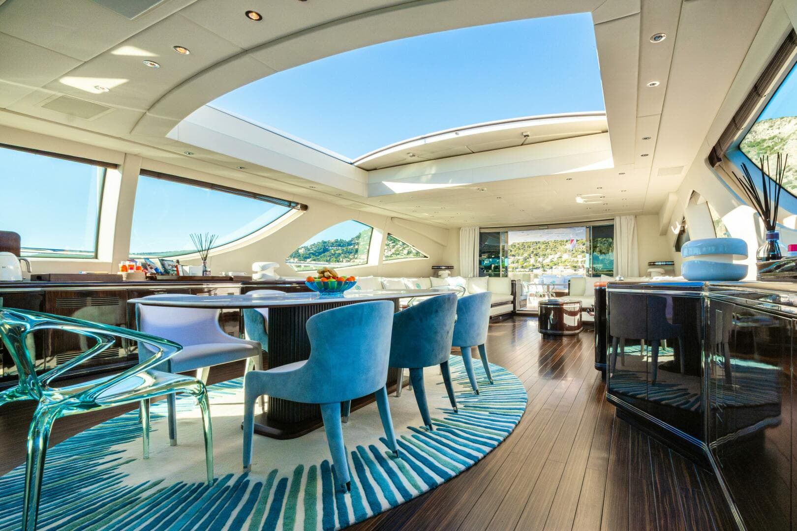 2007 Overmarine Mangusta 130 — photo 22