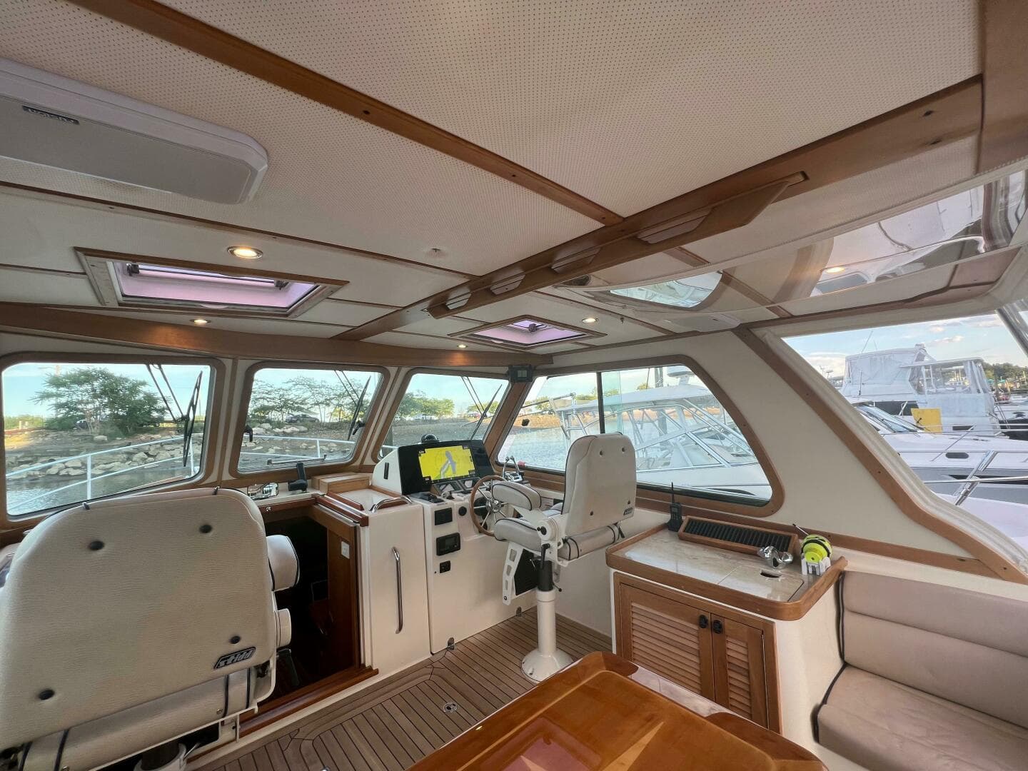 2008 Sabre 42 Hard Top Express — photo 12