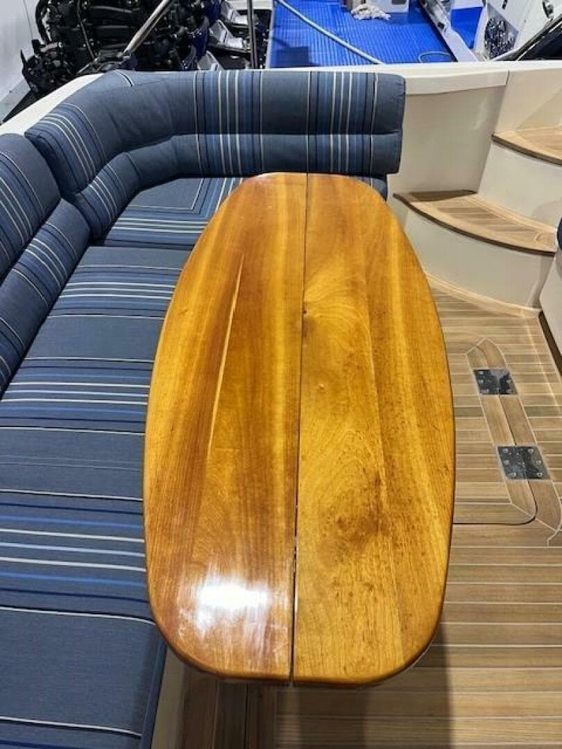 2011 Sabre 40 Sedan — photo 14