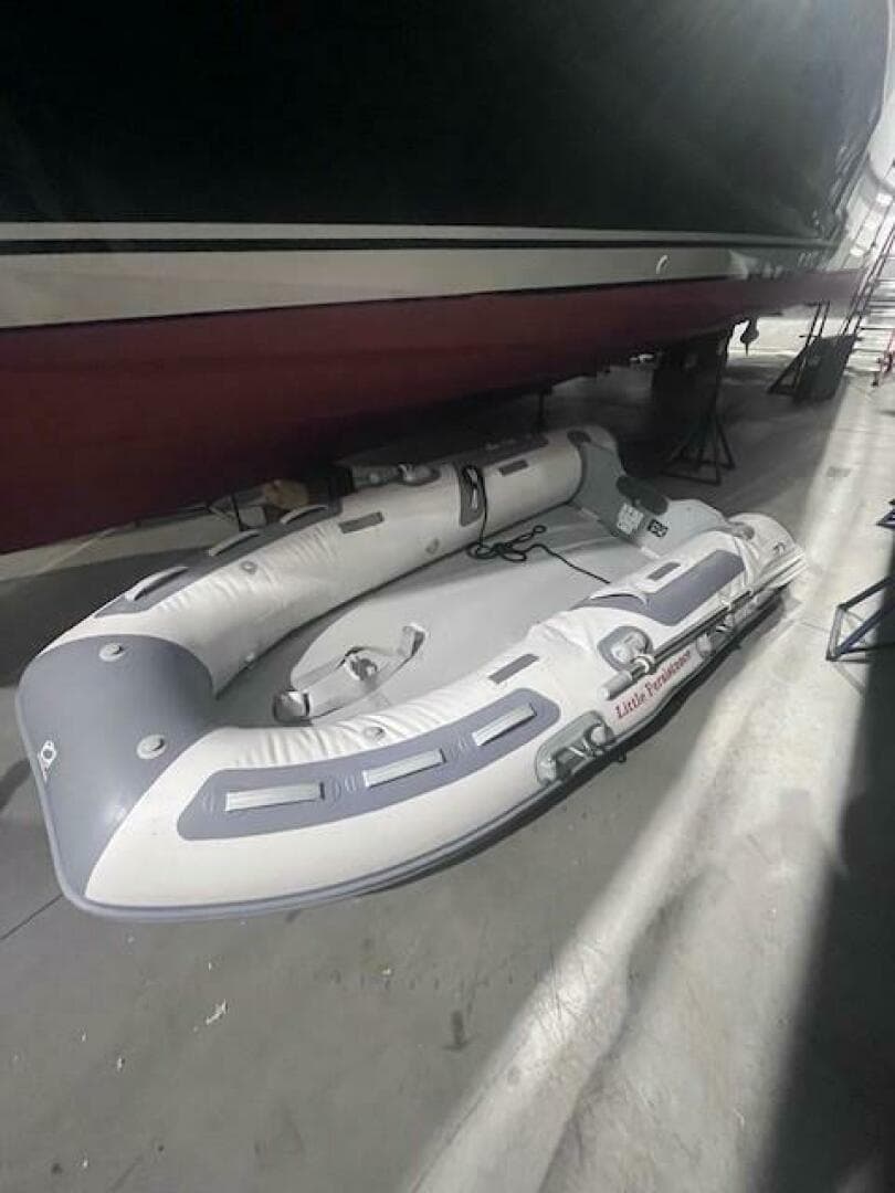 2011 Sabre 40 Sedan — photo 10