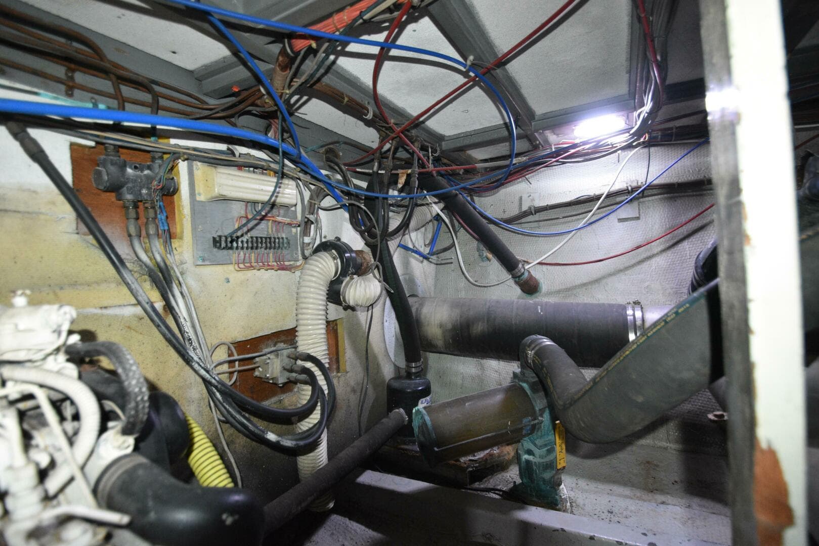 1978 Hatteras 46 Convertible — photo 64