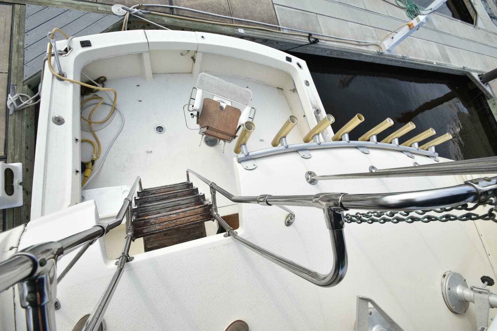 1978 Hatteras 46 Convertible — photo 13