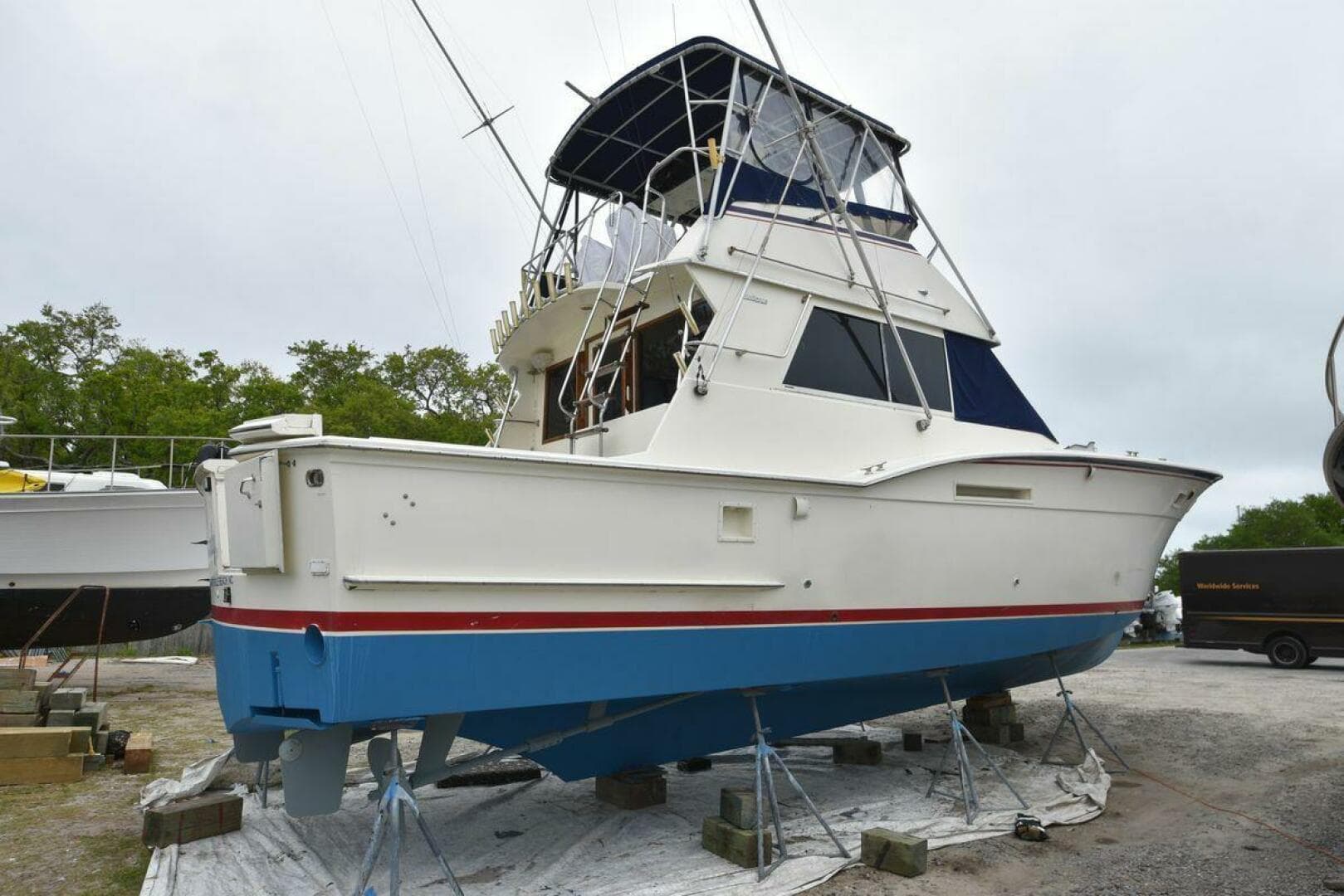 1978 Hatteras 46 Convertible — photo 90