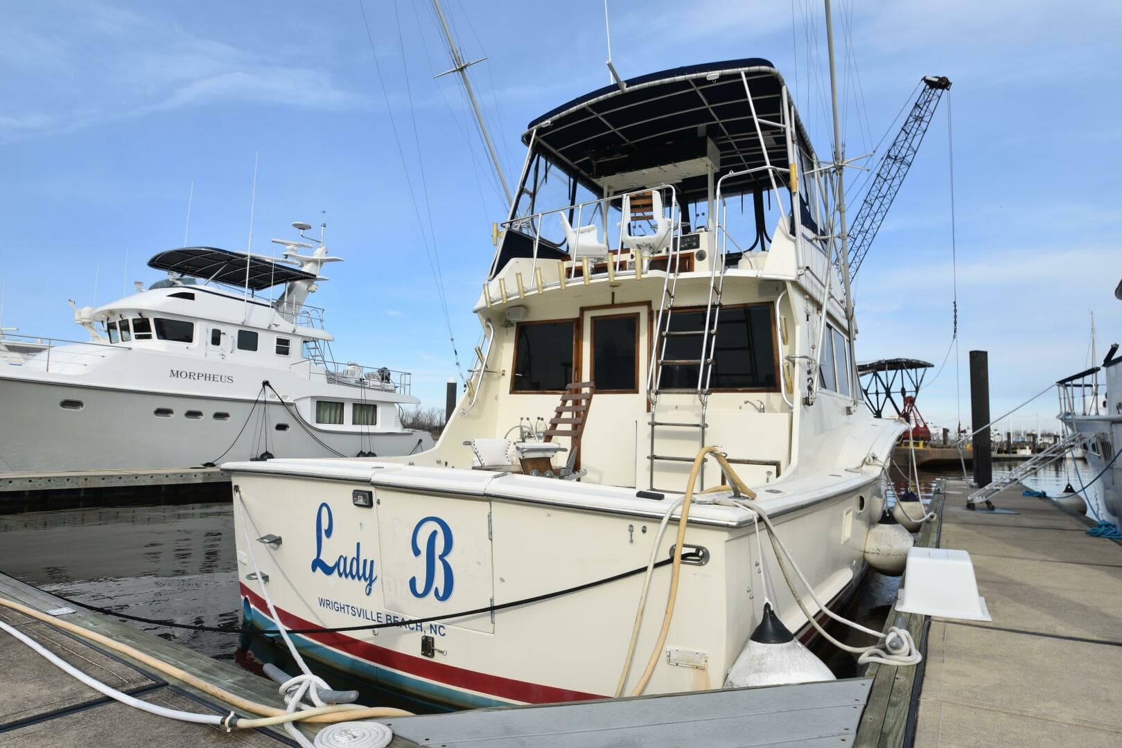 1978 Hatteras 46 Convertible — photo 5