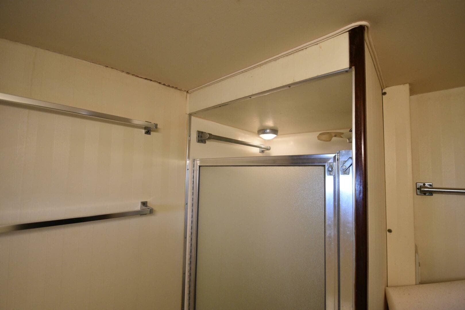 1978 Hatteras 46 Convertible — photo 48