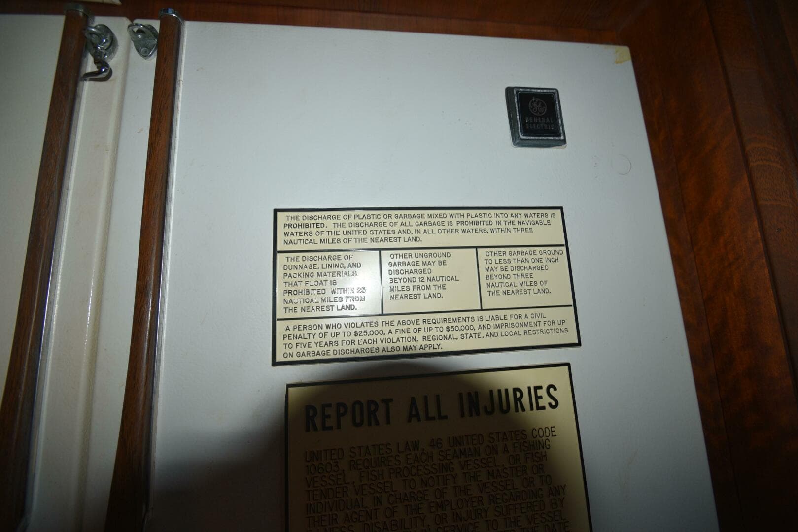 1978 Hatteras 46 Convertible — photo 35