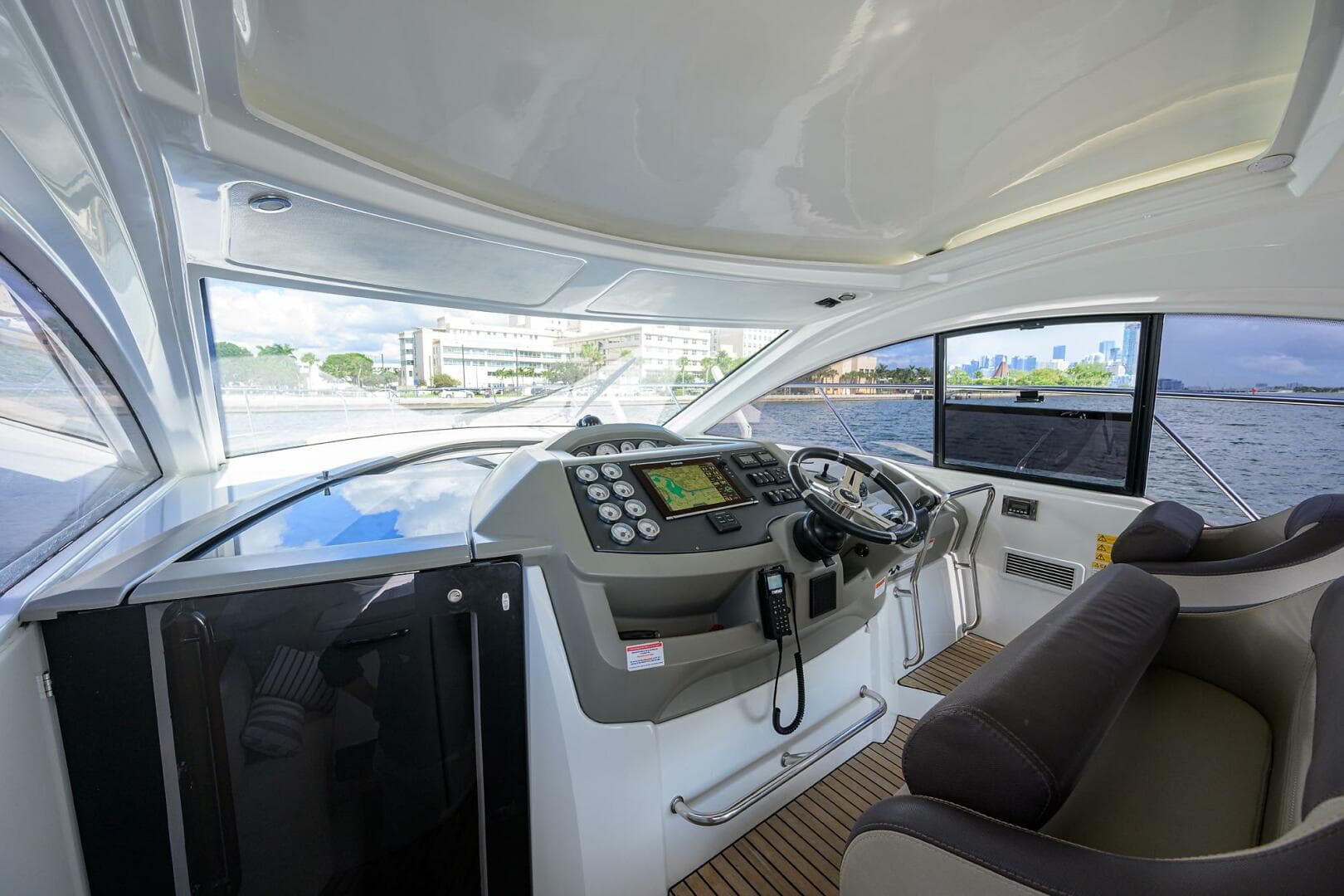 2015 Beneteau 38 GT — photo 20
