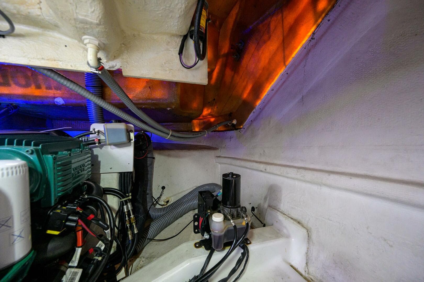 2015 Beneteau 38 GT — photo 47