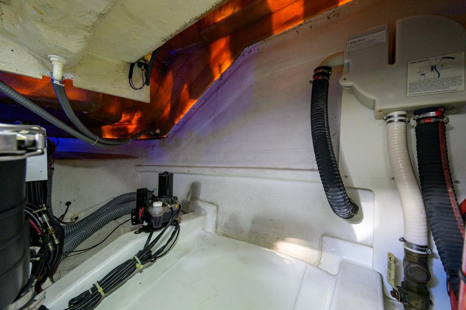 2015 Beneteau 38 GT — photo 53