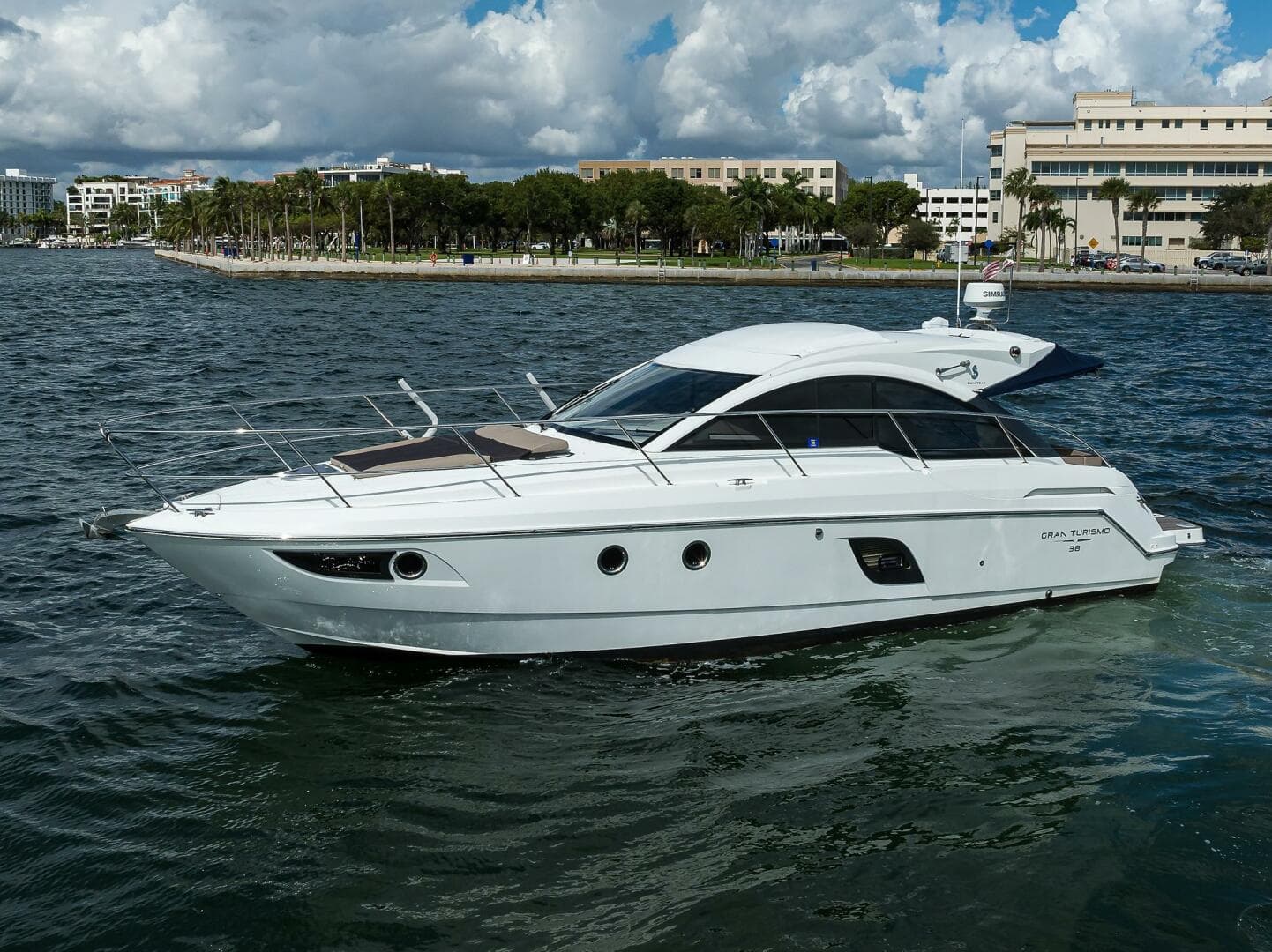 2015 Beneteau 38 GT — photo 57