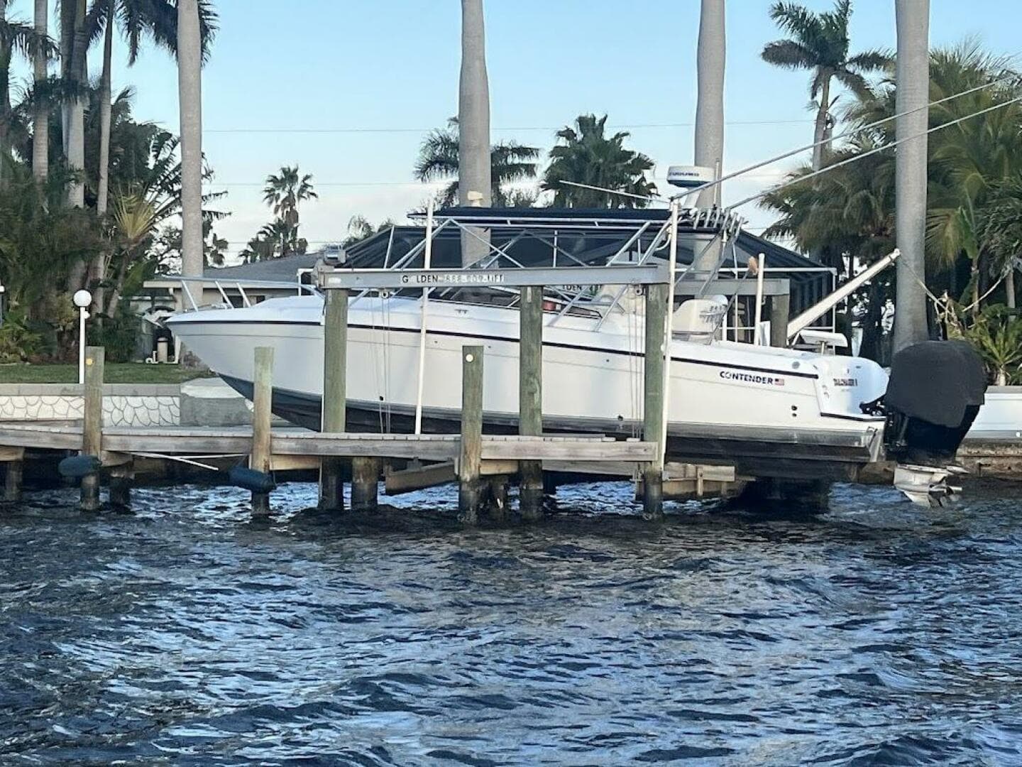 2001 Contender — photo 1