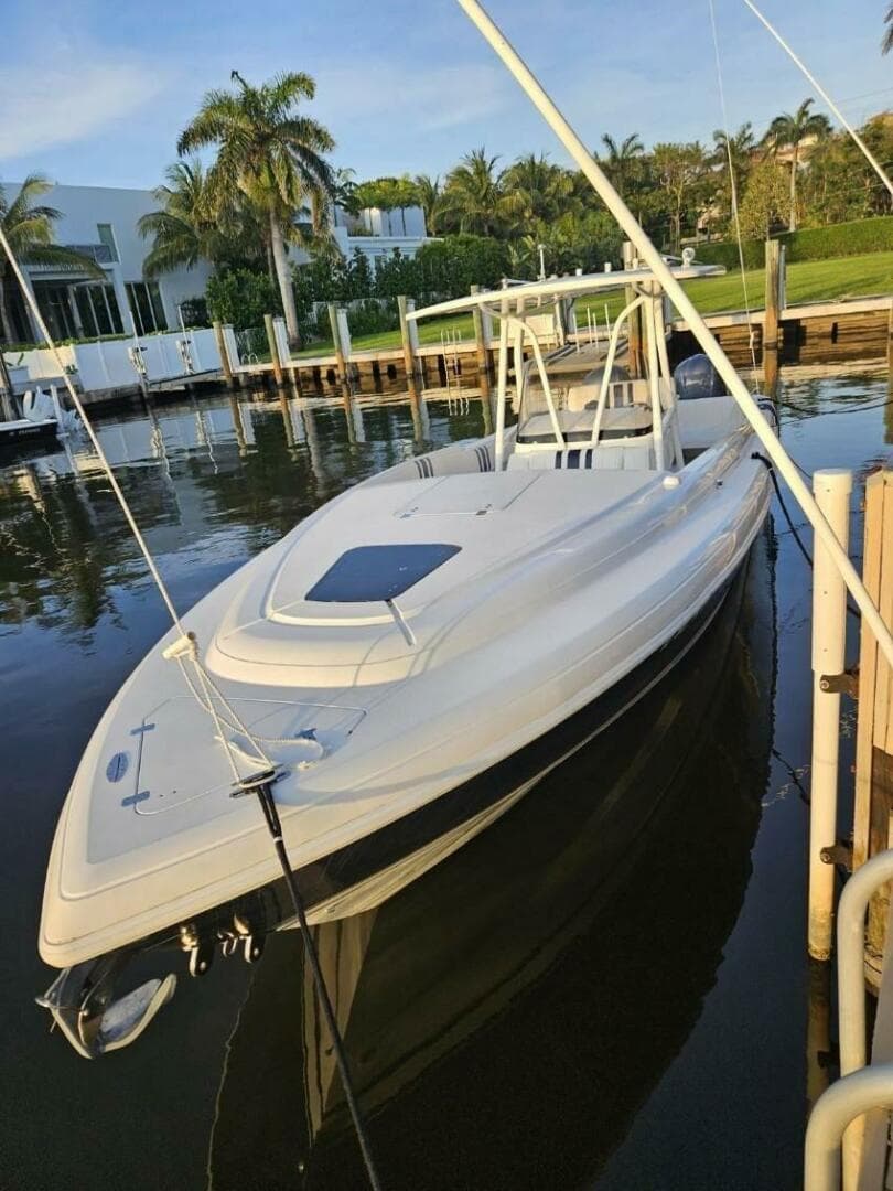 2005 Intrepid — photo 8