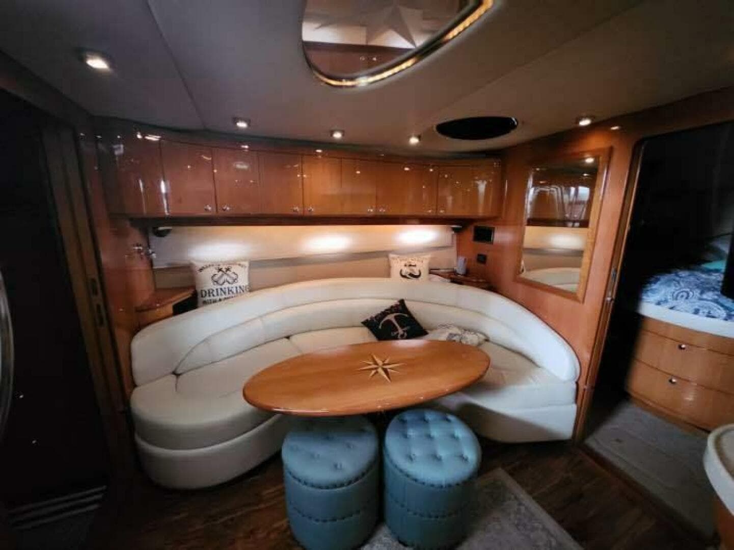 2007 Regal 4460 Commodore — photo 8