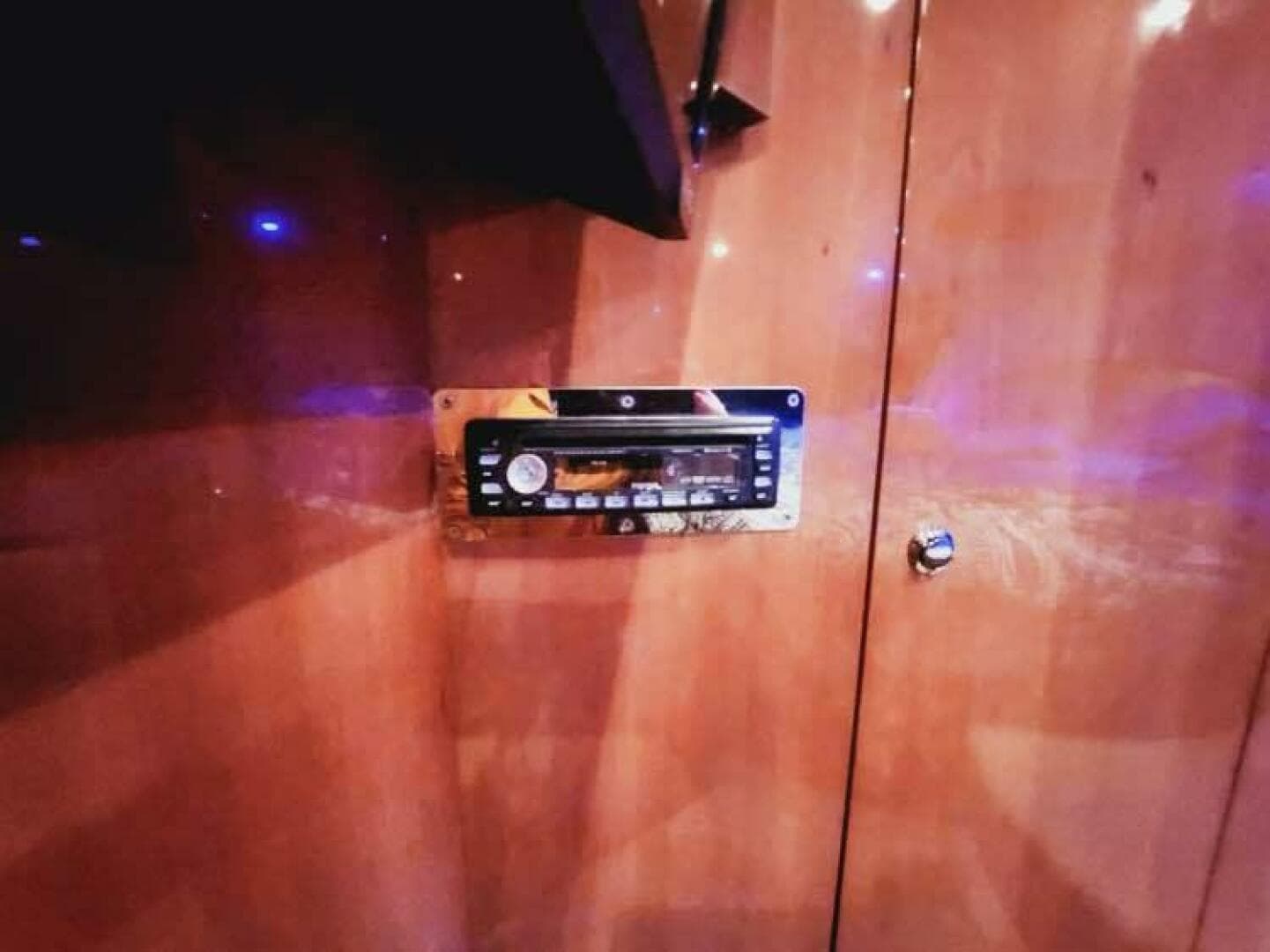 2007 Regal 4460 Commodore — photo 13