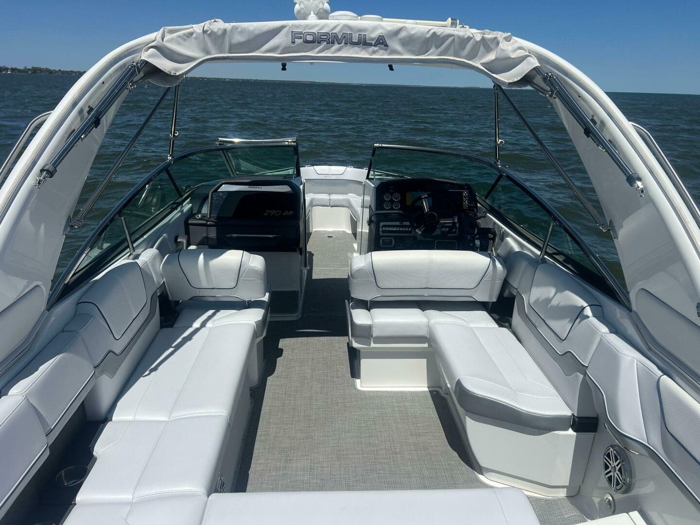 2022 Formula 290 Br — photo 17