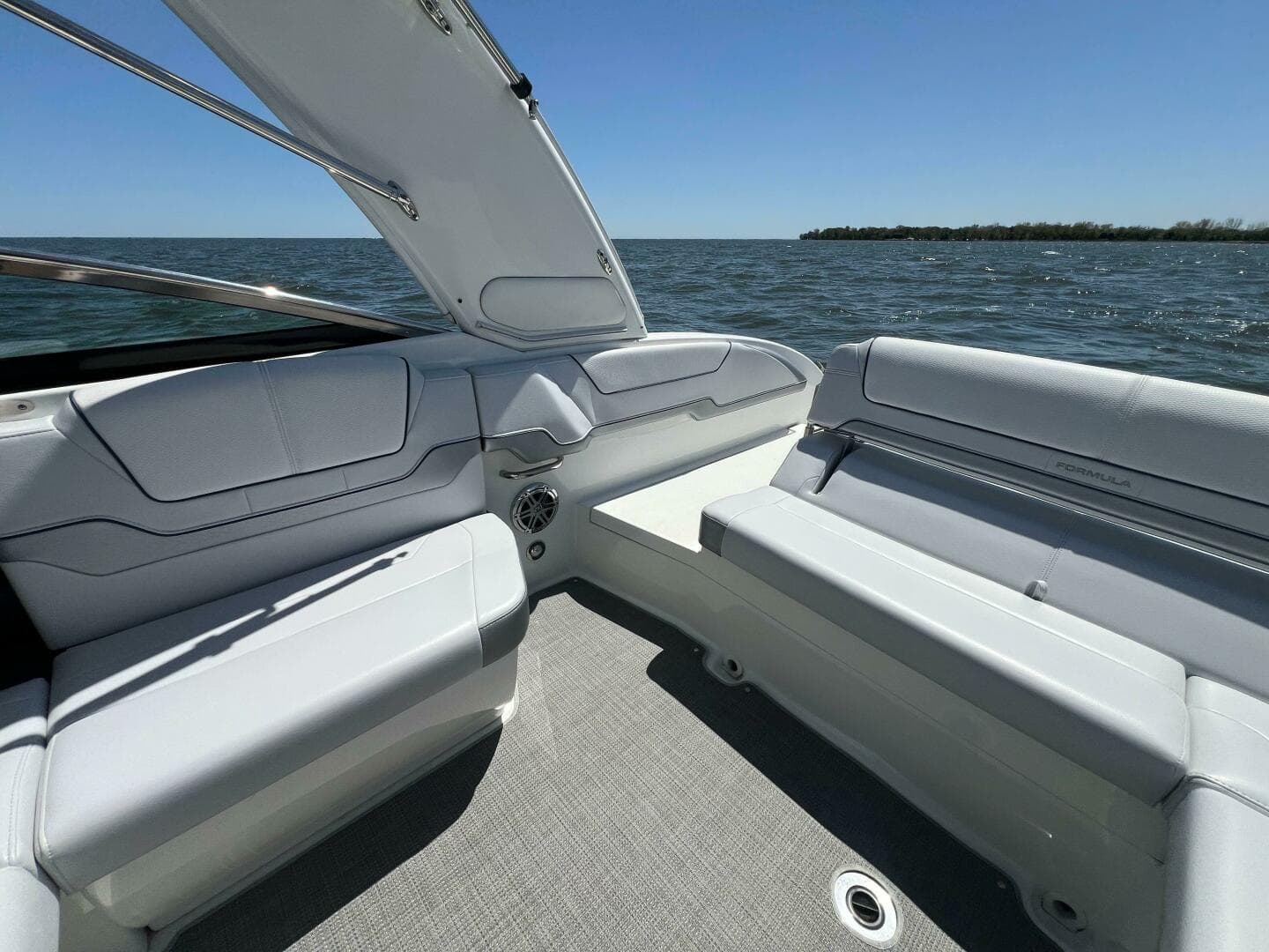 2022 Formula 290 Br — photo 15