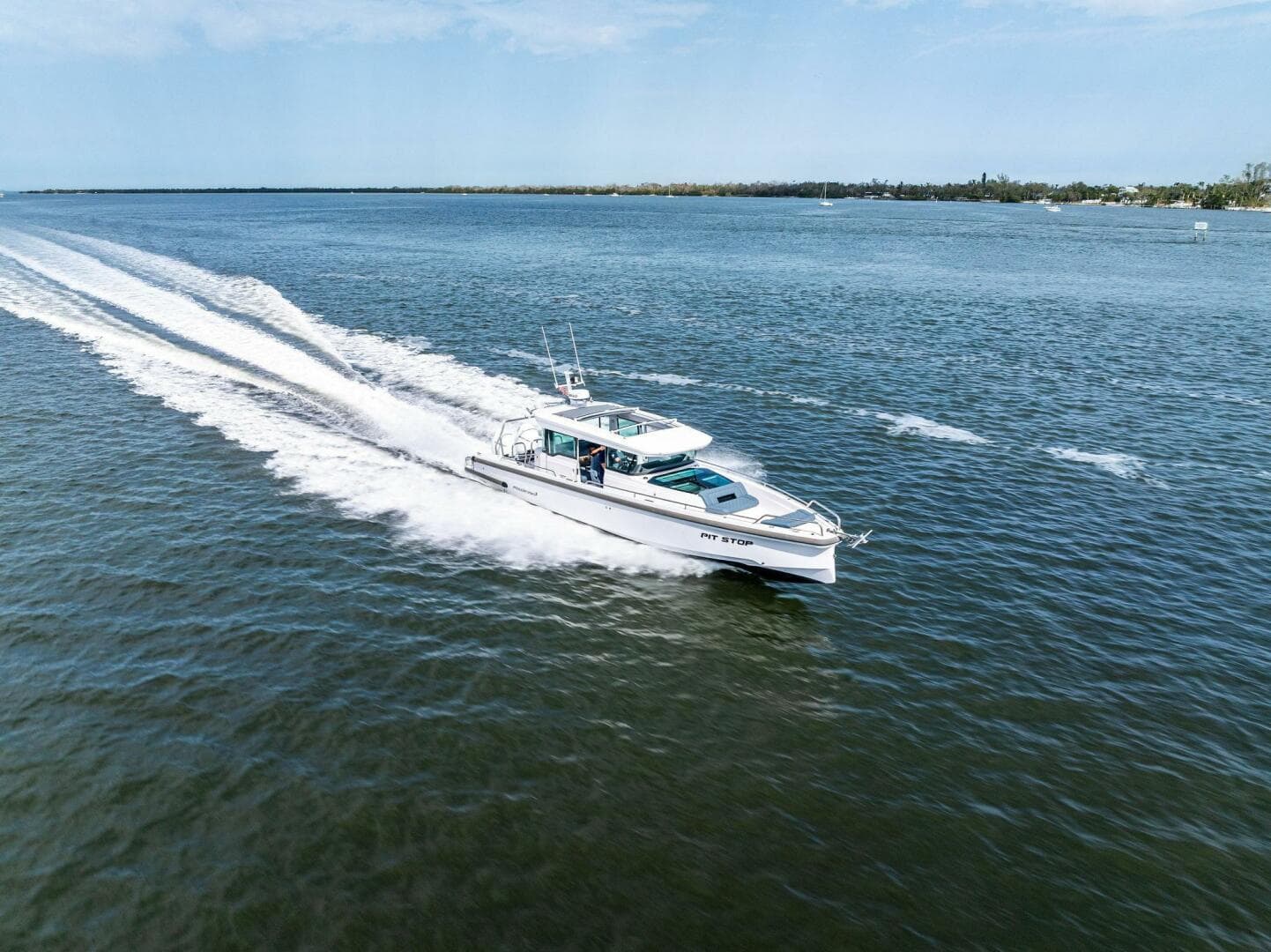 2022 Axopar 37 XC Cross Cabin — photo 47