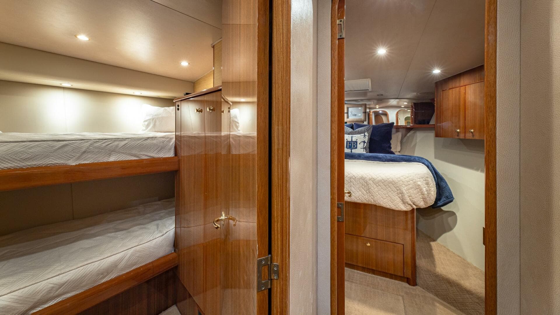 2004 Viking Boats — photo 86