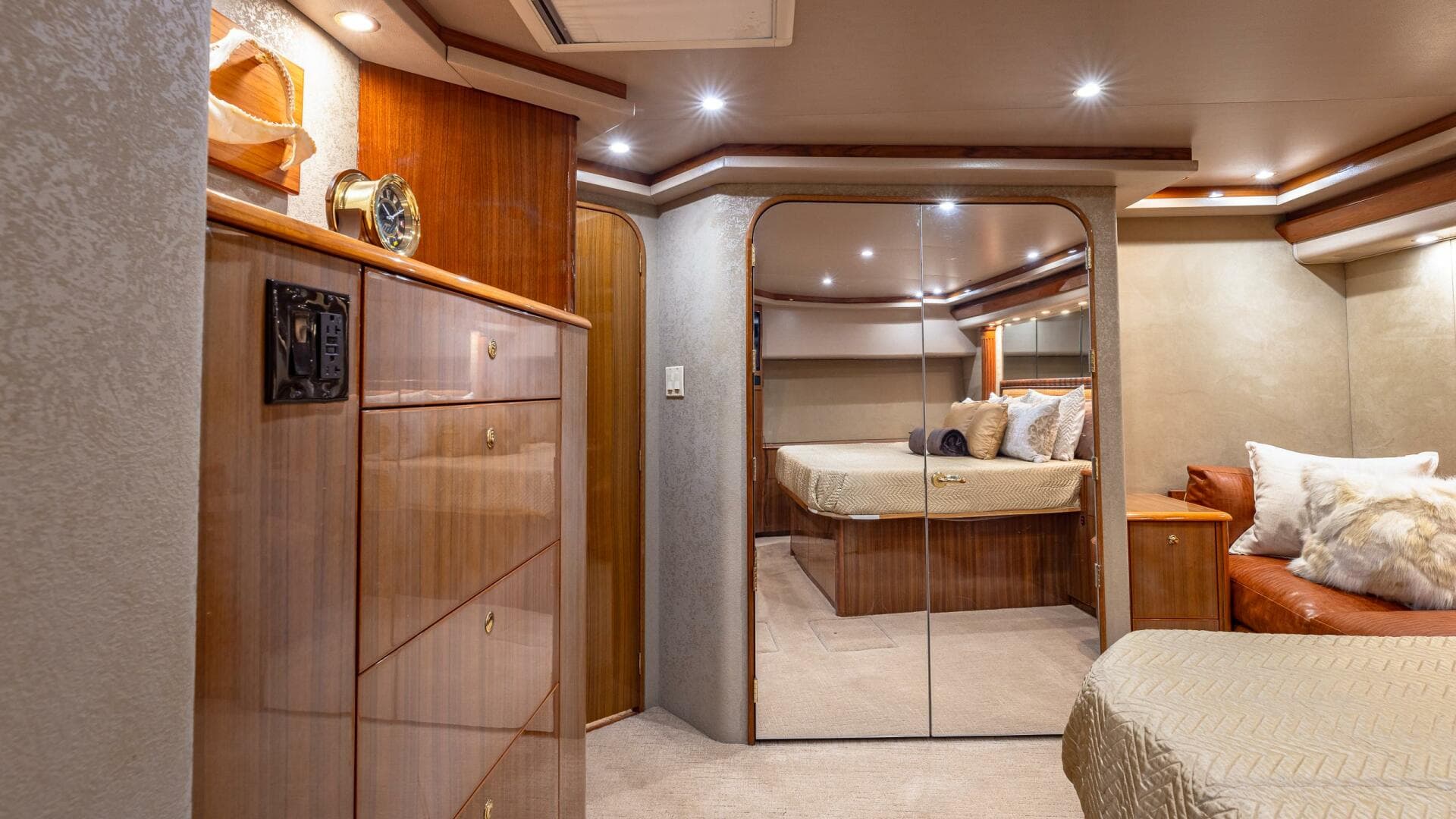 2004 Viking Boats — photo 78