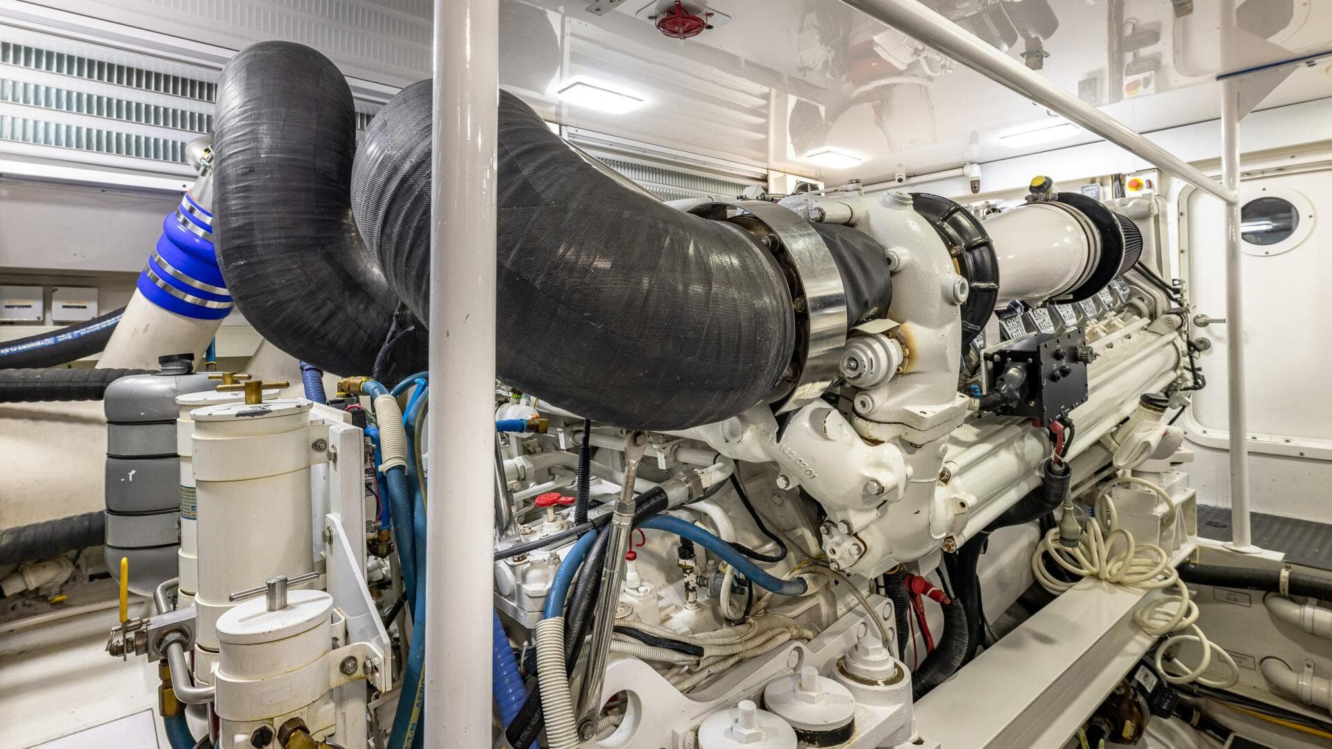 2004 Viking Boats — photo 98