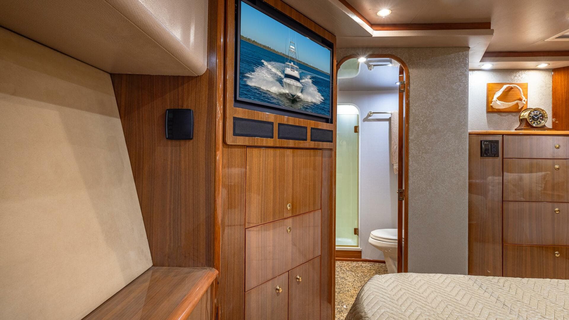 2004 Viking Boats — photo 79