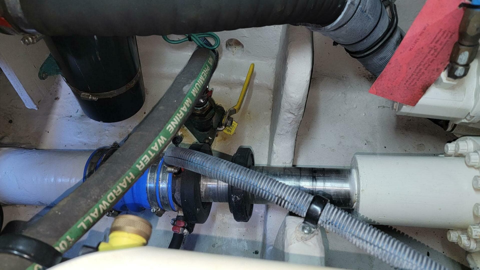 2004 Sea Ray 480 Sedan Bridge — photo 52