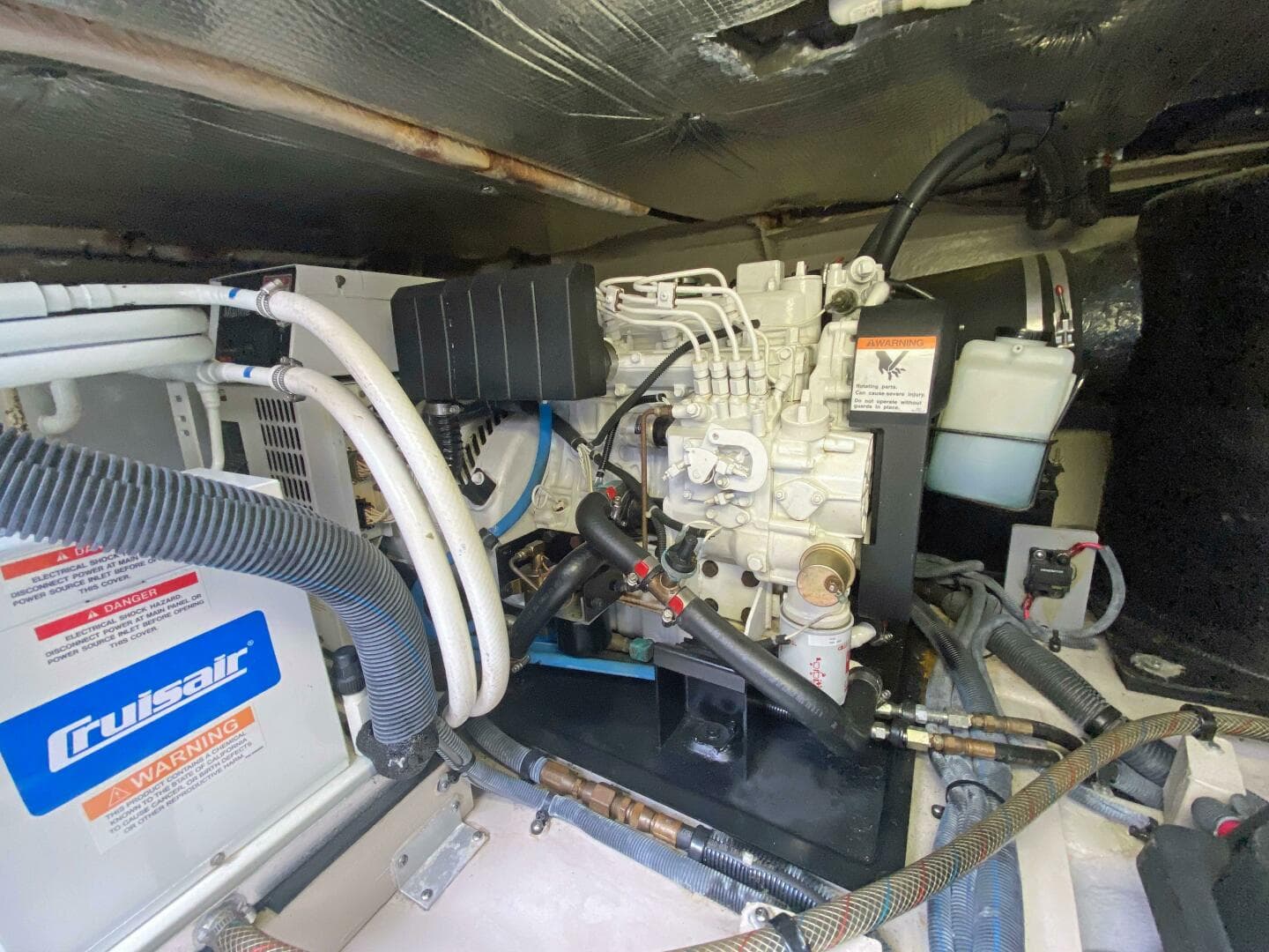 2004 Sea Ray 480 Sedan Bridge — photo 51