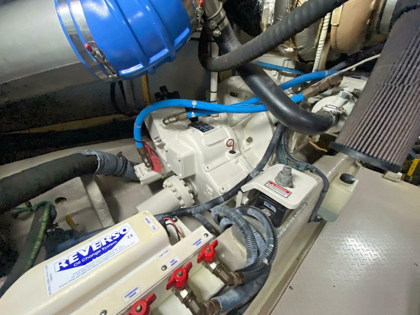 2004 Sea Ray 480 Sedan Bridge — photo 53