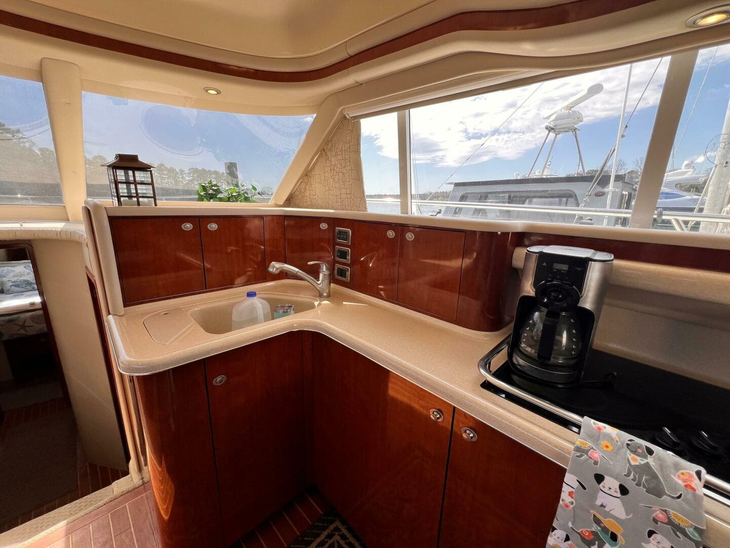 2004 Sea Ray 480 Sedan Bridge — photo 25