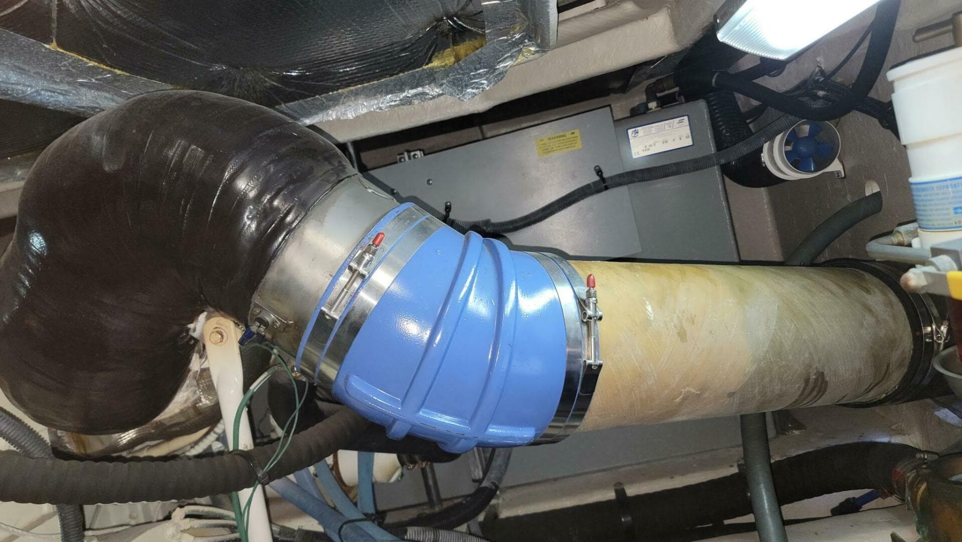 2004 Sea Ray 480 Sedan Bridge — photo 57