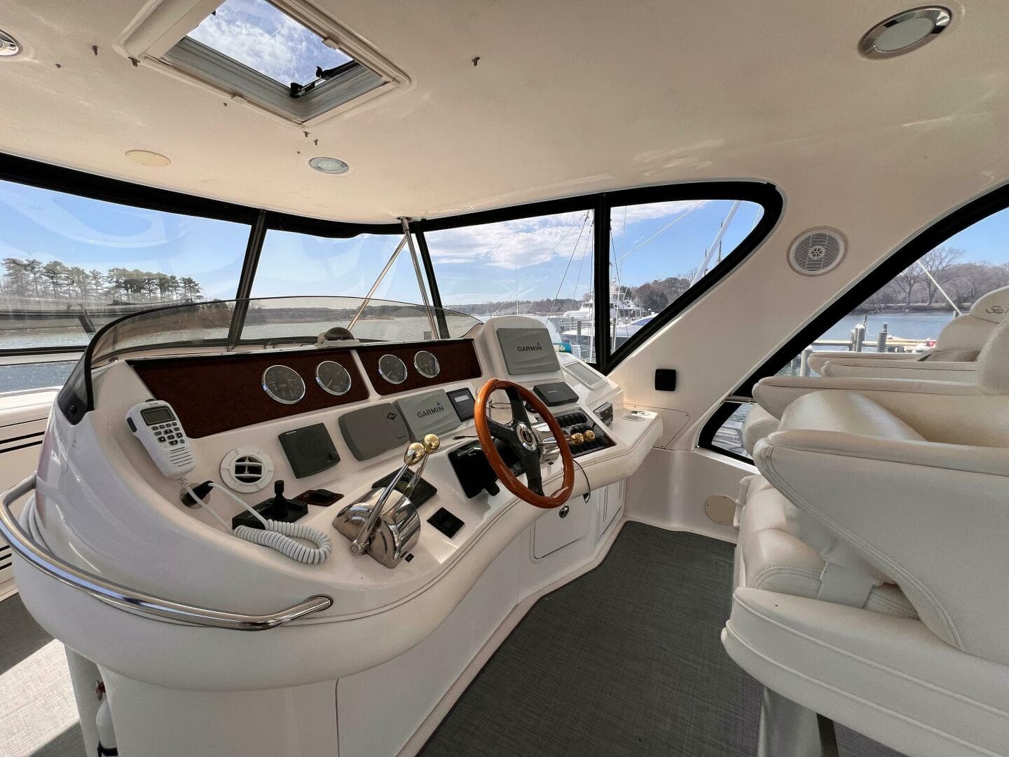 2004 Sea Ray 480 Sedan Bridge — photo 35