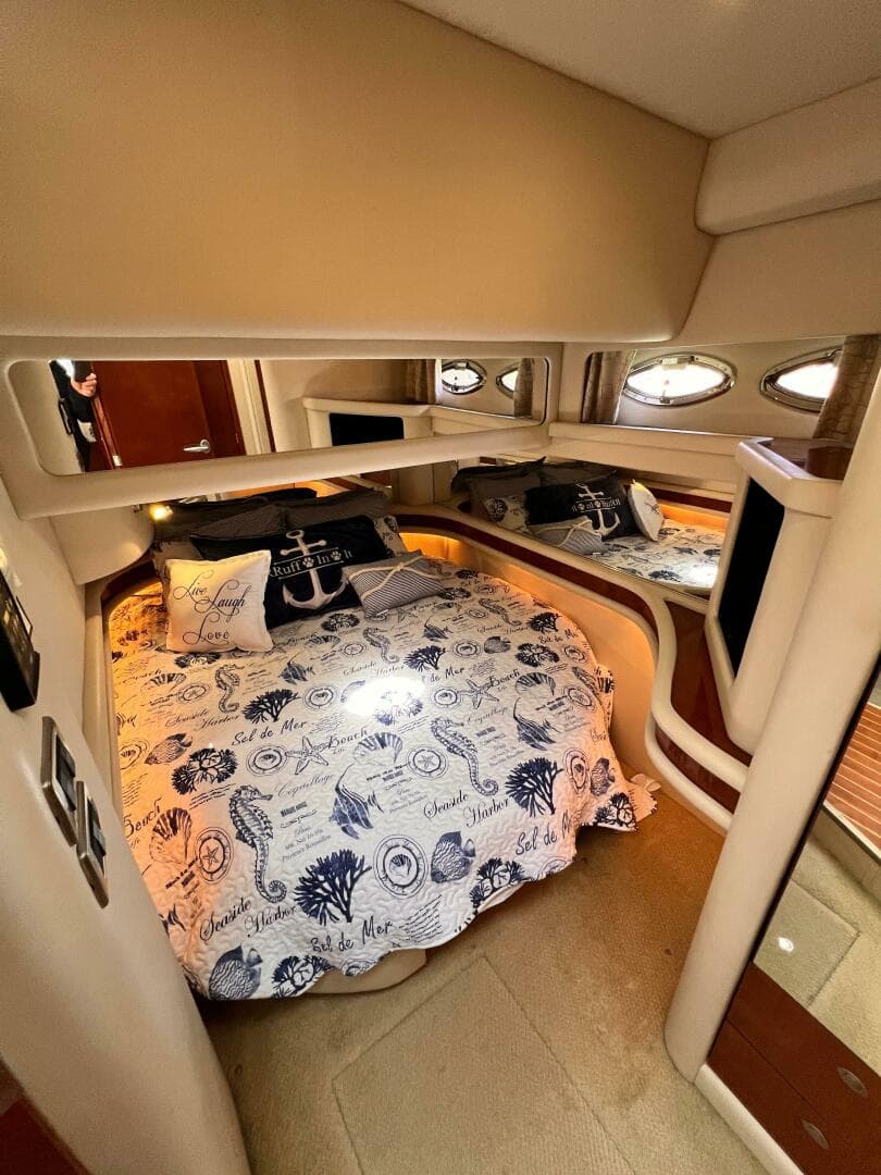 2004 Sea Ray 480 Sedan Bridge — photo 24