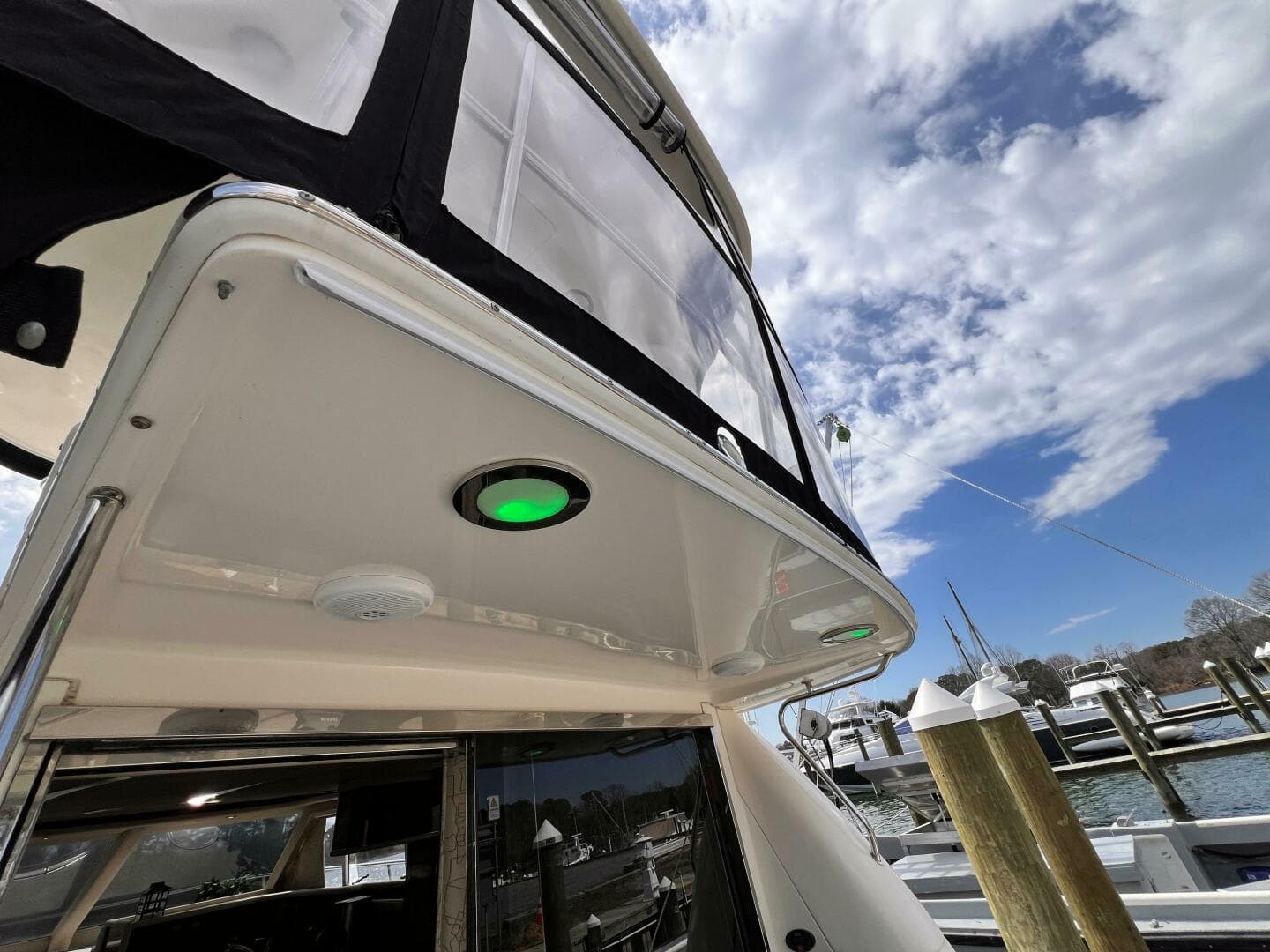 2004 Sea Ray 480 Sedan Bridge — photo 44