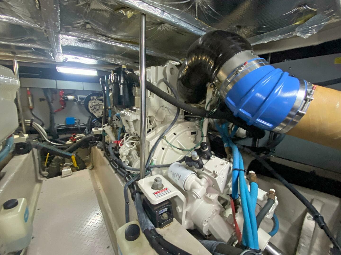 2004 Sea Ray 480 Sedan Bridge — photo 50