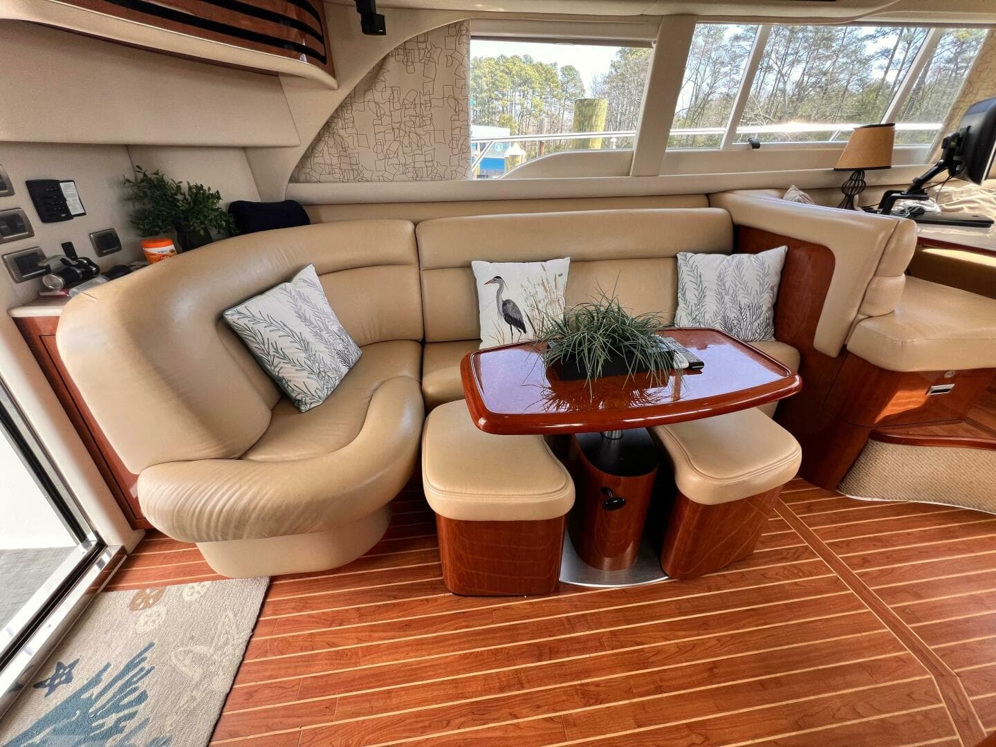 2004 Sea Ray 480 Sedan Bridge — photo 29