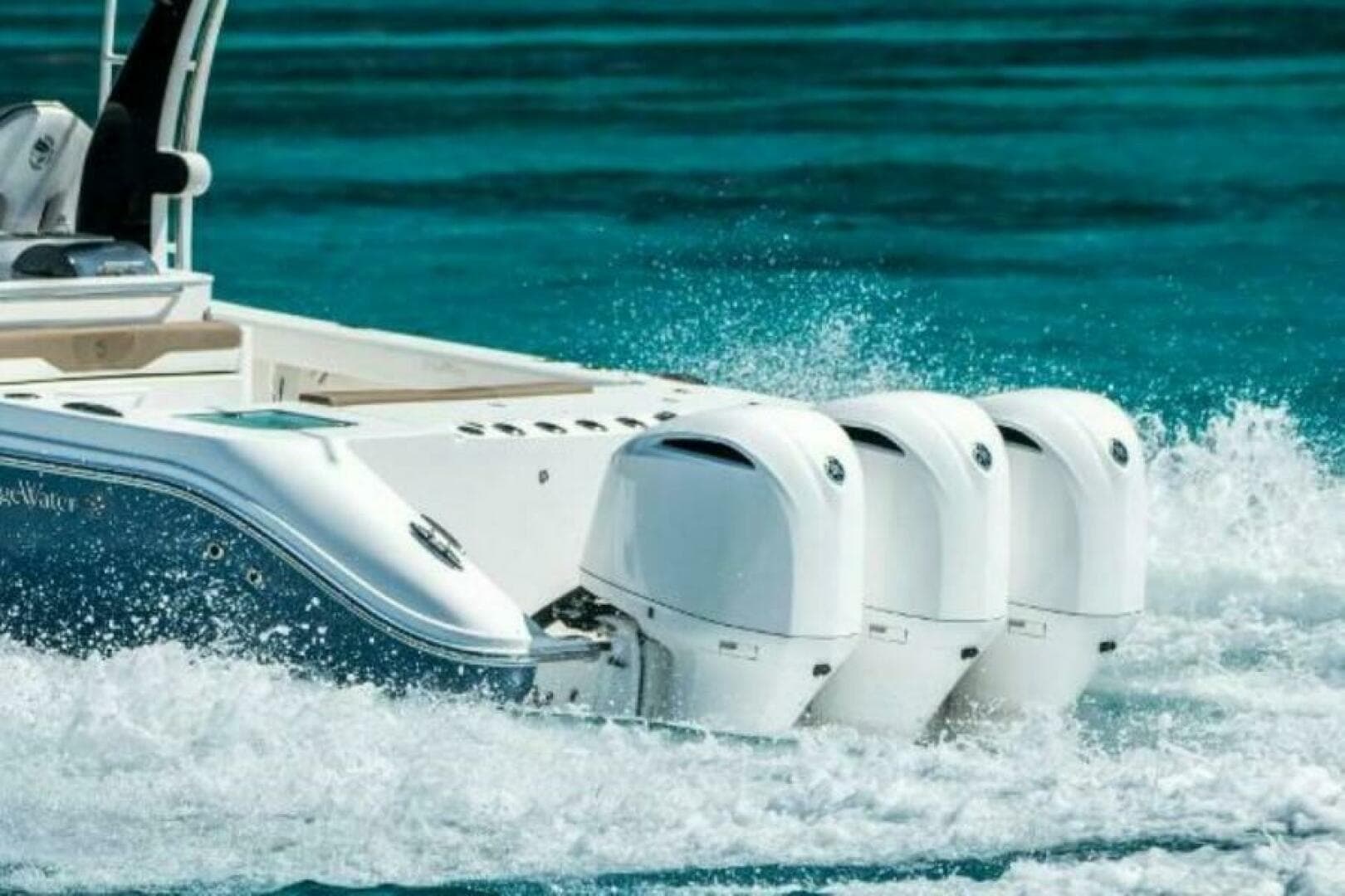 2025 Edgewater 370 CC — photo 12