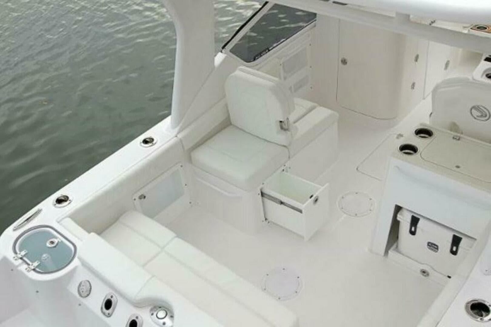 2025 Edgewater 230 CX — photo 9
