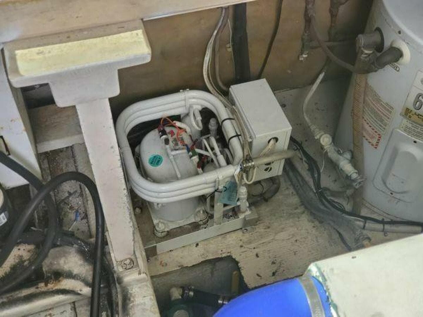 1988 Post — photo 28