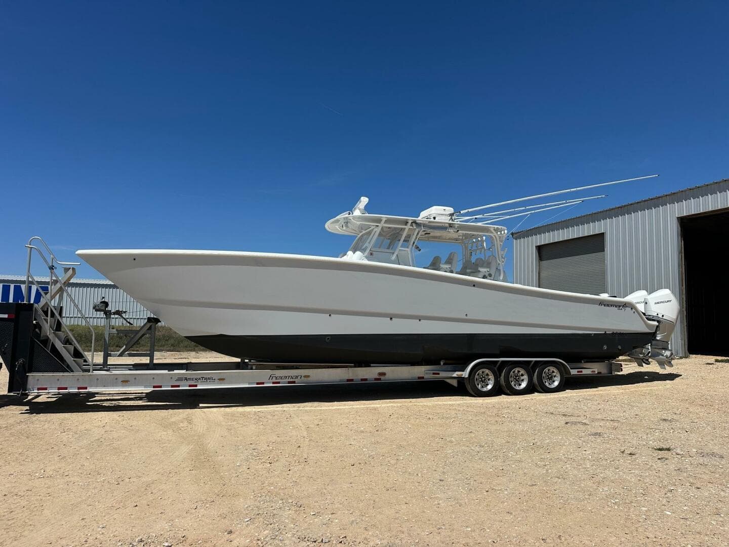 2022 Freeman 42 Lr — photo 1