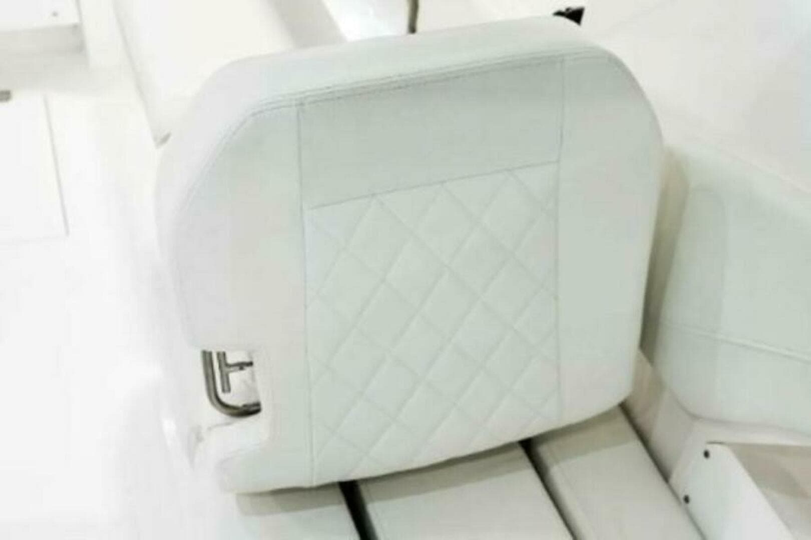 2025 Edgewater 262 CX — photo 9