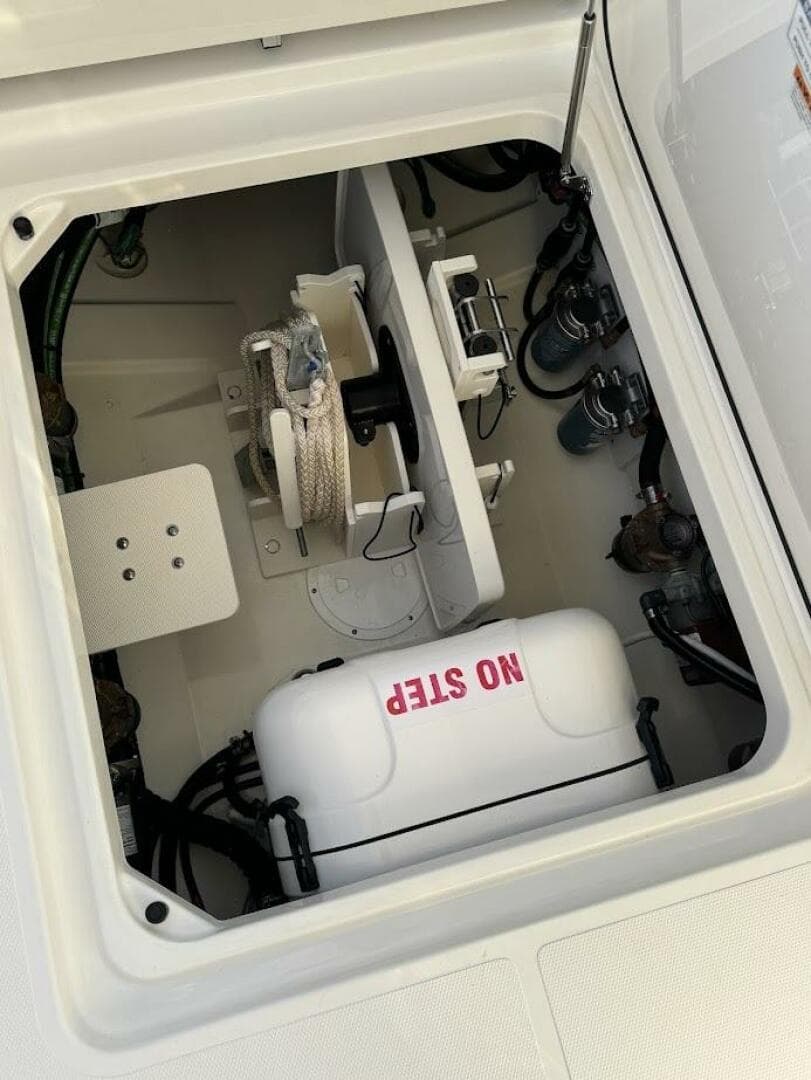 2024 Pursuit S358 — photo 29