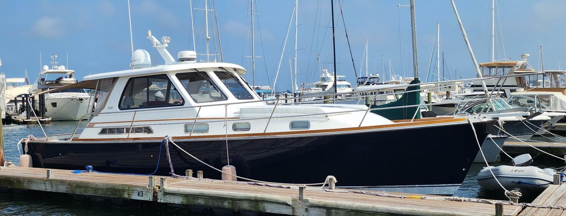 2005 Sabre — photo 1