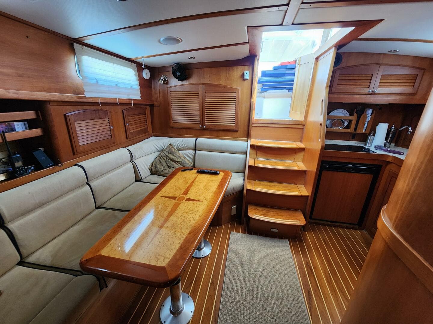 2005 Sabre — photo 3