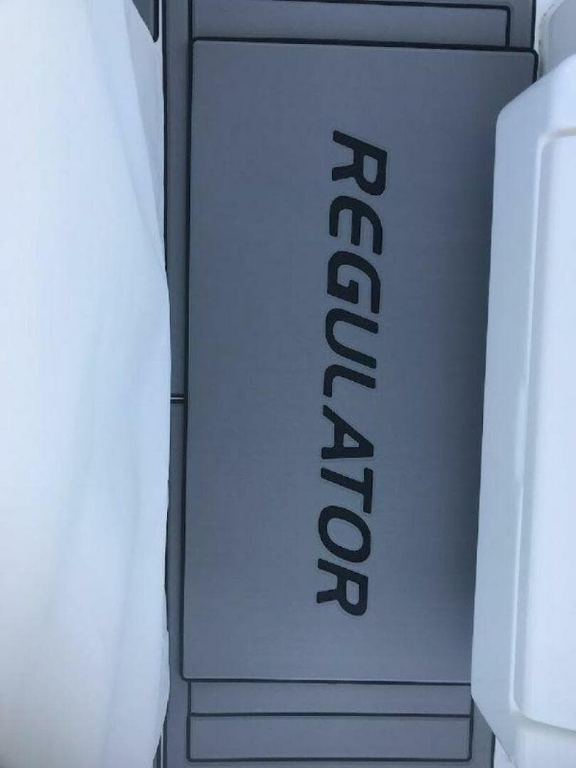 2020 Regulator 23 CC — photo 17