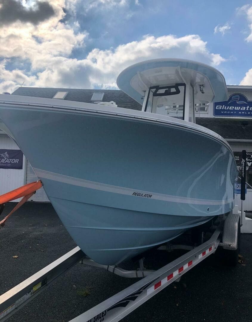 2020 Regulator 23 CC — photo 3