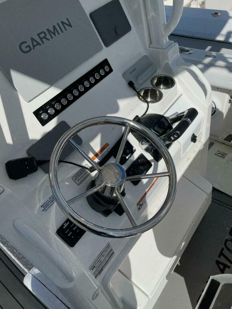 2020 Regulator 23 CC — photo 9