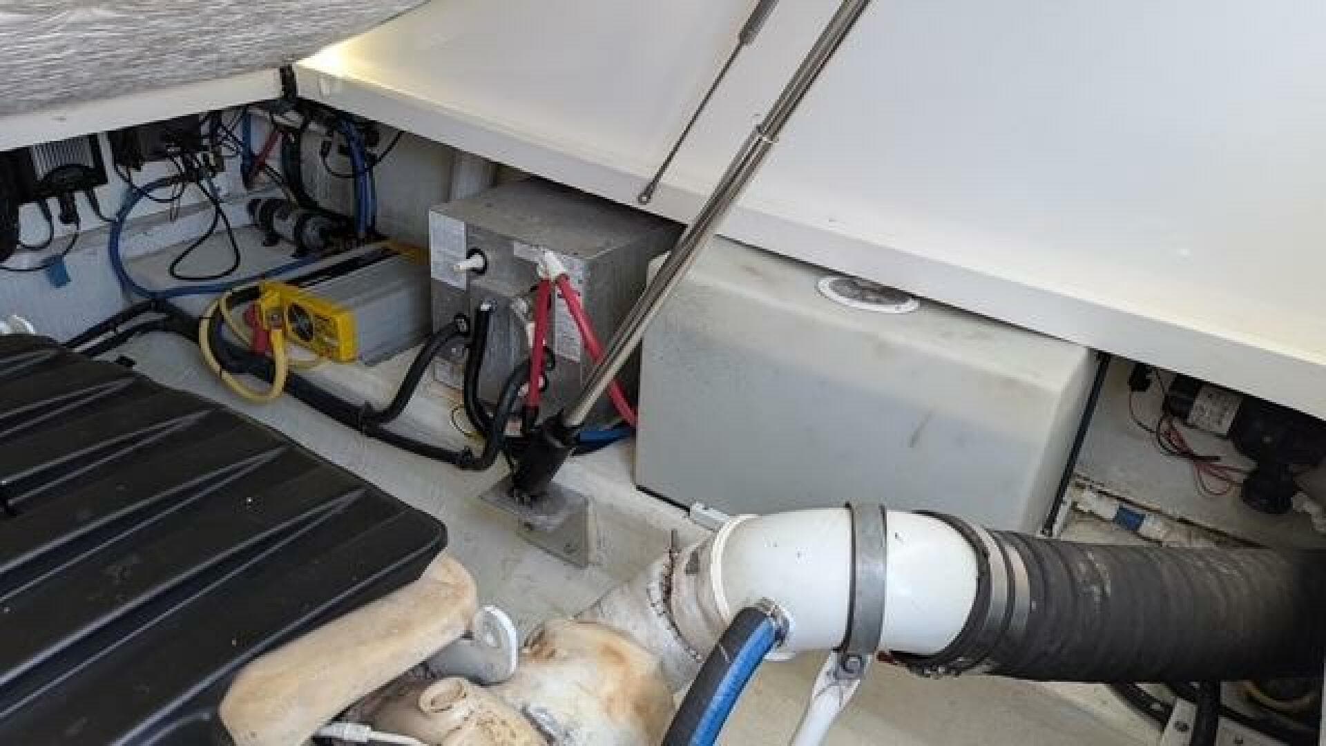 2011 Back Cove 30 — photo 16